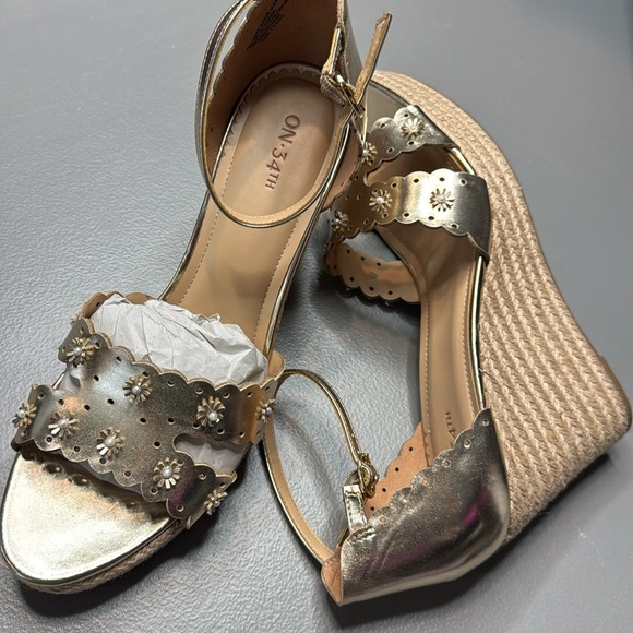 On 34th
Women's Theodoree Espadrille Wedge Sandals - Picture 3 of 8